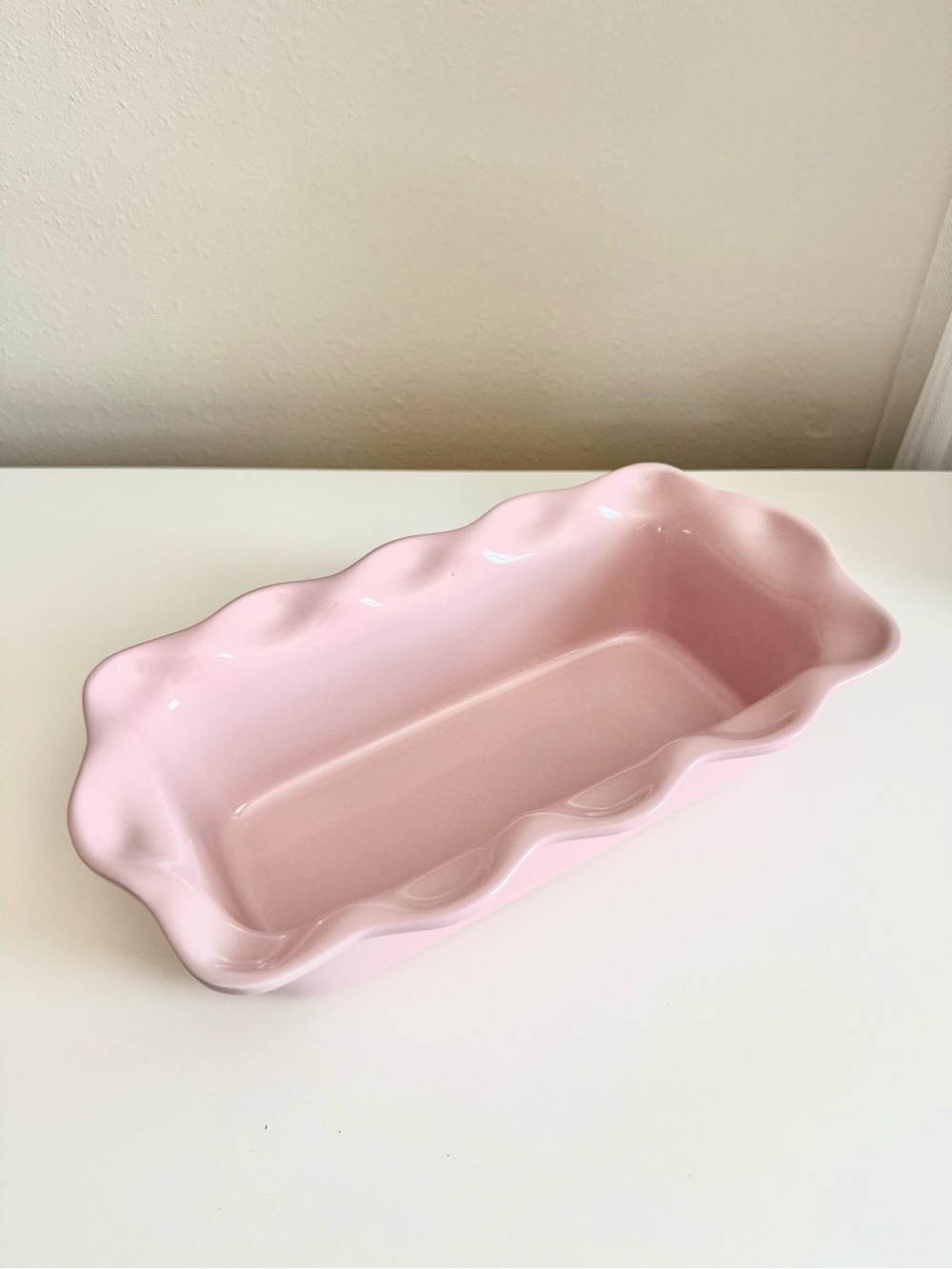 Le Creuset Chiffon Pink Heritage Fluted Loaf Pan - RARE COLOR!
